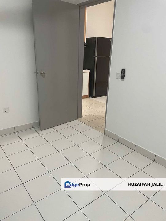 SERENIA AMALIA 1 END LOT (PARTIAL FURNISHED), Selangor, Sepang