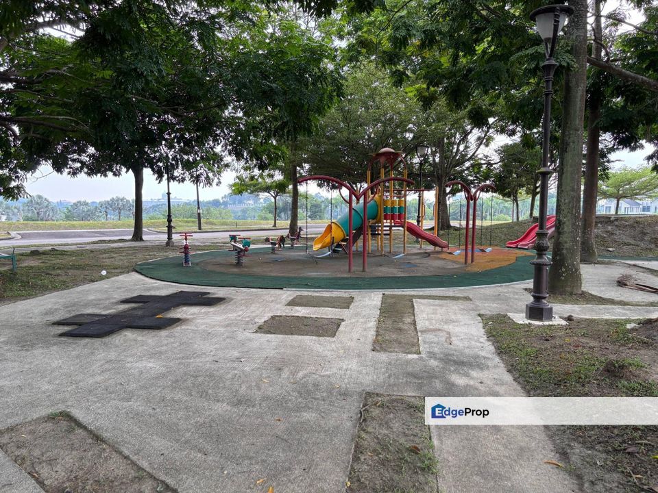 13 INTERMEDIATE LOTS AT HILLTOP @ P11 PUTRAJAYA, Selangor, Putrajaya