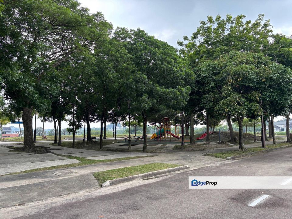 13 INTERMEDIATE LOTS AT HILLTOP @ P11 PUTRAJAYA, Selangor, Putrajaya