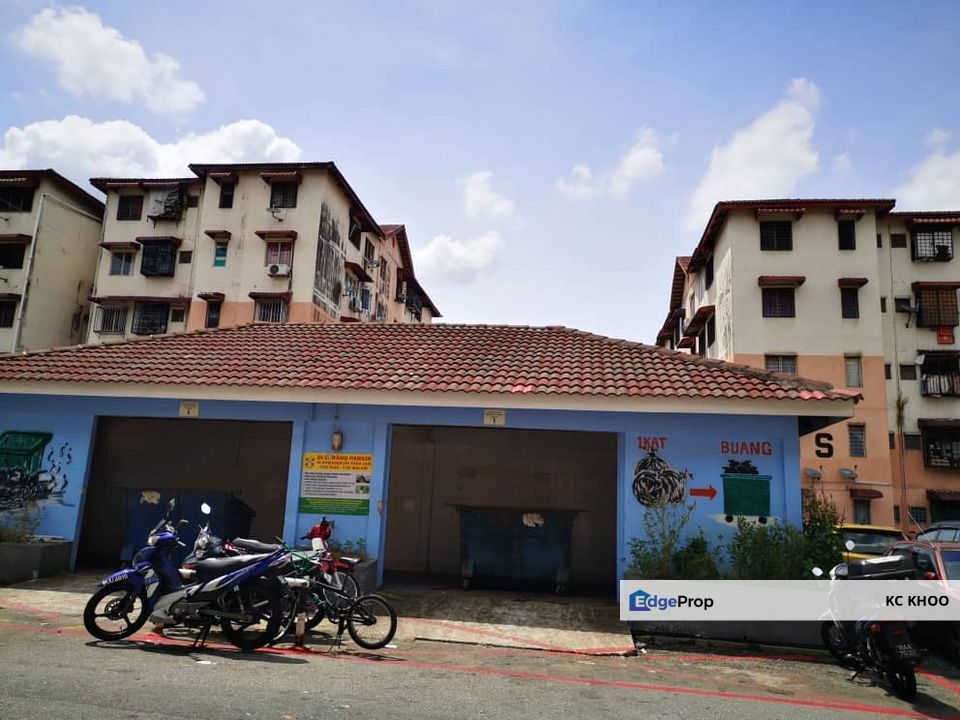 Harmoni Apartment Damansara Damai Saujana Damansara pju, Selangor, Damansara Damai