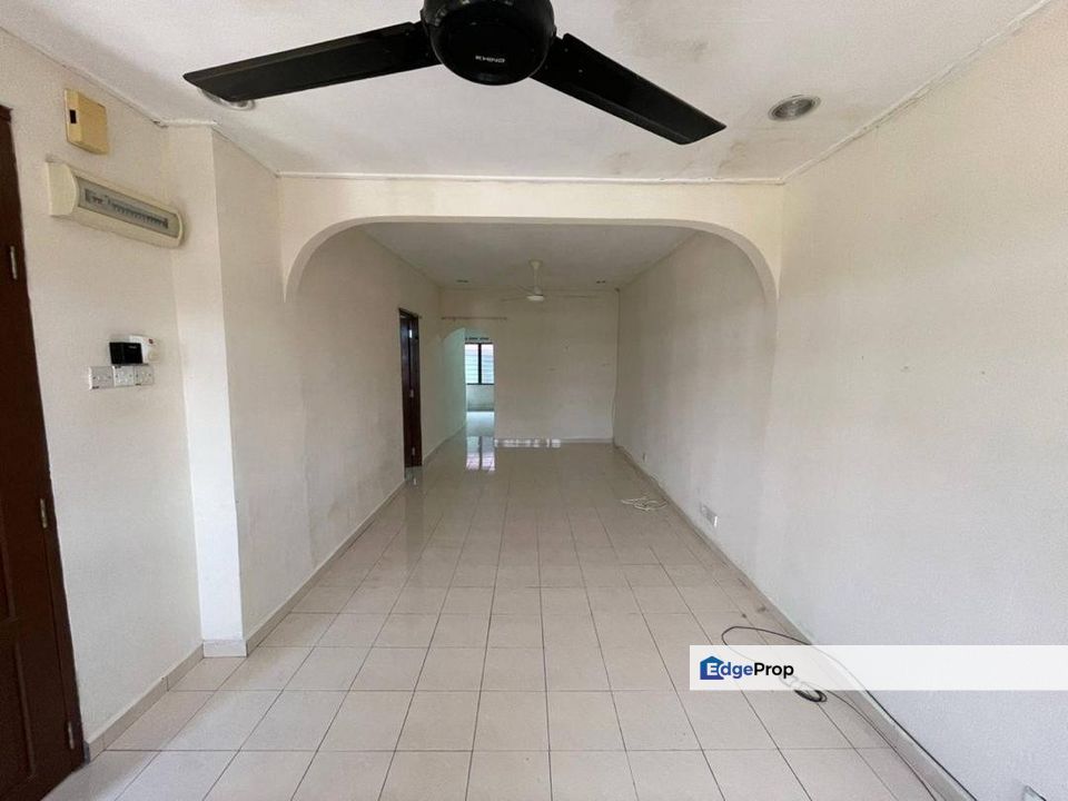 Taman Dahlia House For Sale, Johor, Tampoi