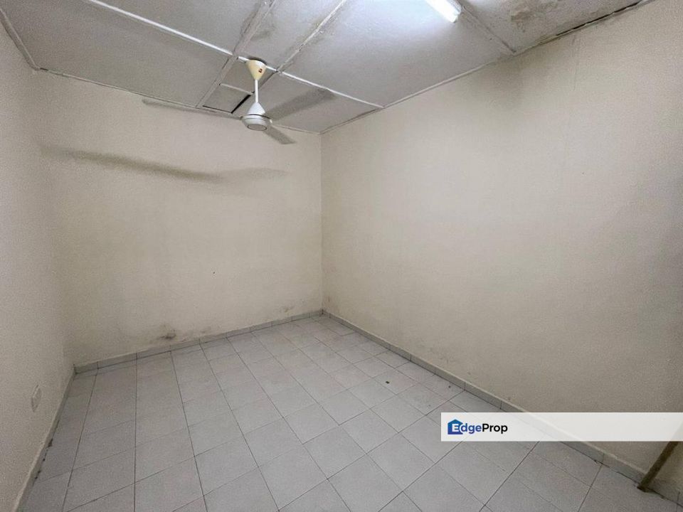 Taman Dahlia House For Sale, Johor, Tampoi