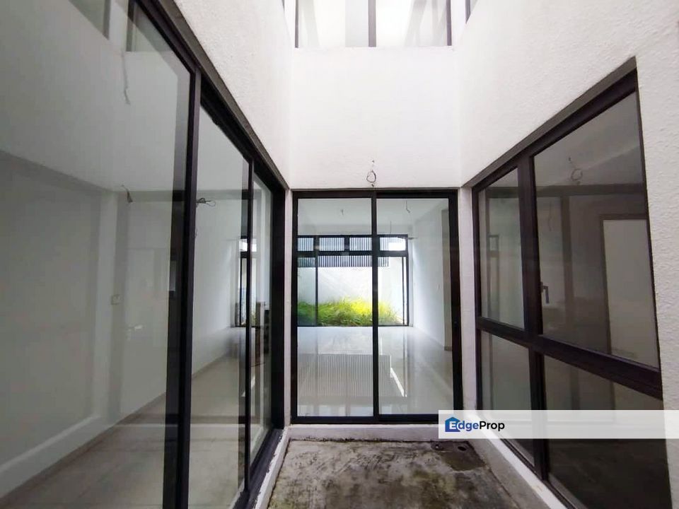 Double Storey Cluster House For Sale, Johor, Nusajaya