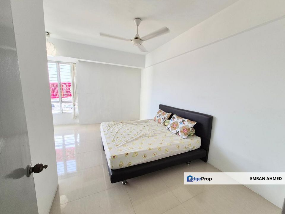 For Sale : Selayang Point Condominium , Selangor, Selayang