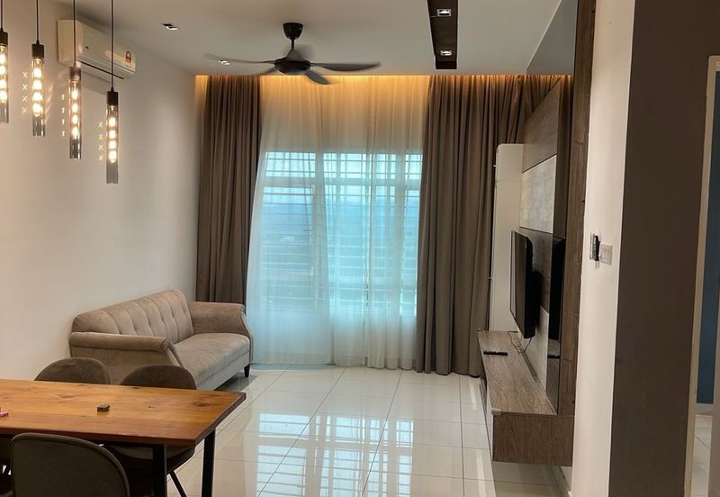 La Thea Residences @ 16 Sierra
