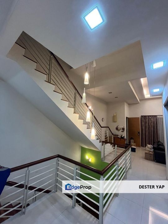 The Oasis, Cheras, 2.5 Storey Superlink House with Courtyard for SALE !!, Selangor, Cheras South