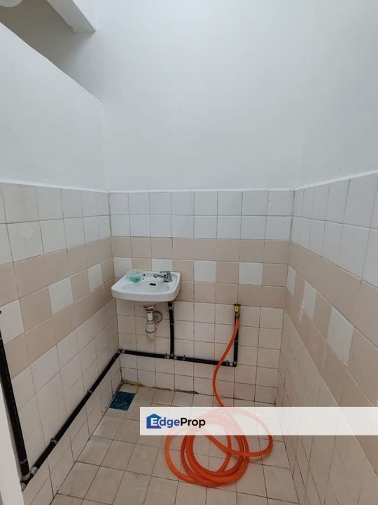 Ground Floor Sri Anggerik Puchong Putrajaya Petaling Jaya, Selangor, Puchong