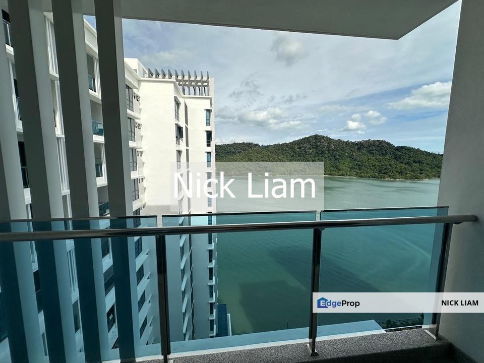 Queens Waterfront Q1 unit For Sale - Renovated and Well Maintain, Penang, Sungai Nibong