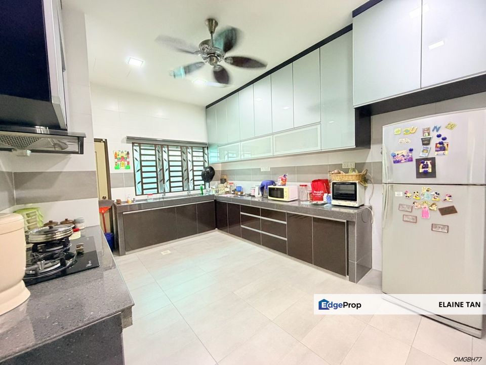 Telok Gadong Besar Klang Double Storey Endlot Terrace For Sale, Selangor, Klang