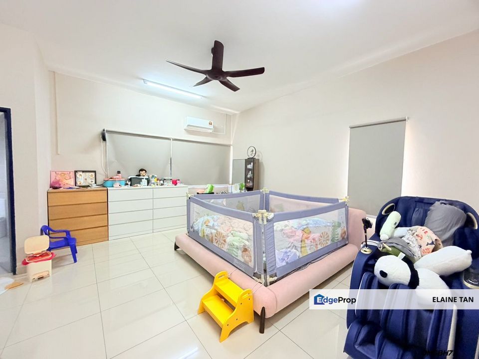 Taman Sentosa Perdana Klang Double Storey Endlot For Sale, Selangor, Klang