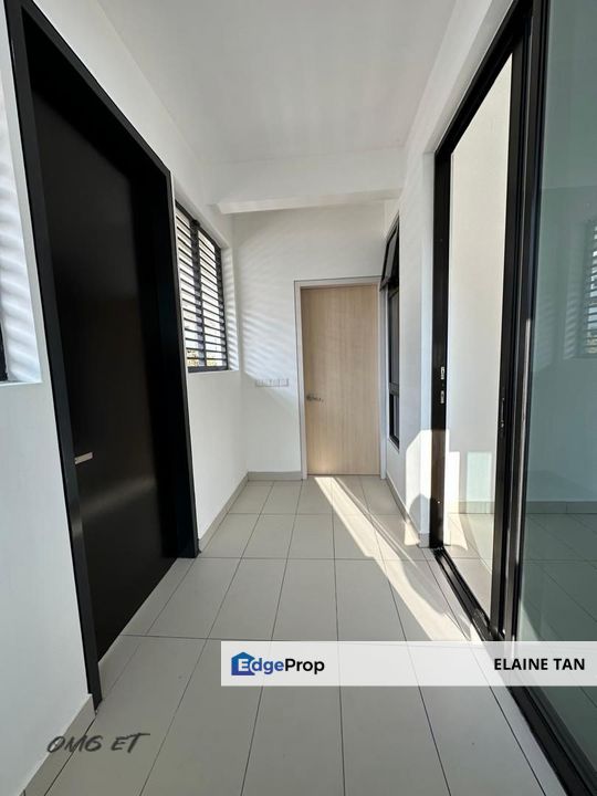 Taman Kyra Bandar Bukit Raja Double Storey End Lot For Sale, Selangor, Klang