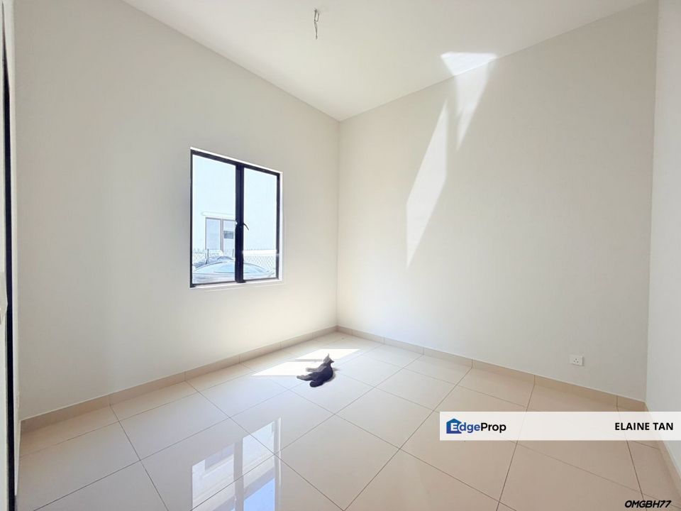 Taman Tepi Sungai Double Storey Semi-D House For Sale, Selangor, Klang