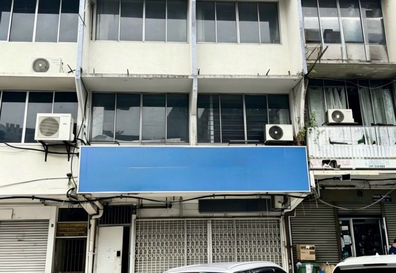 Jalan Raja Bot & Jalan Miri