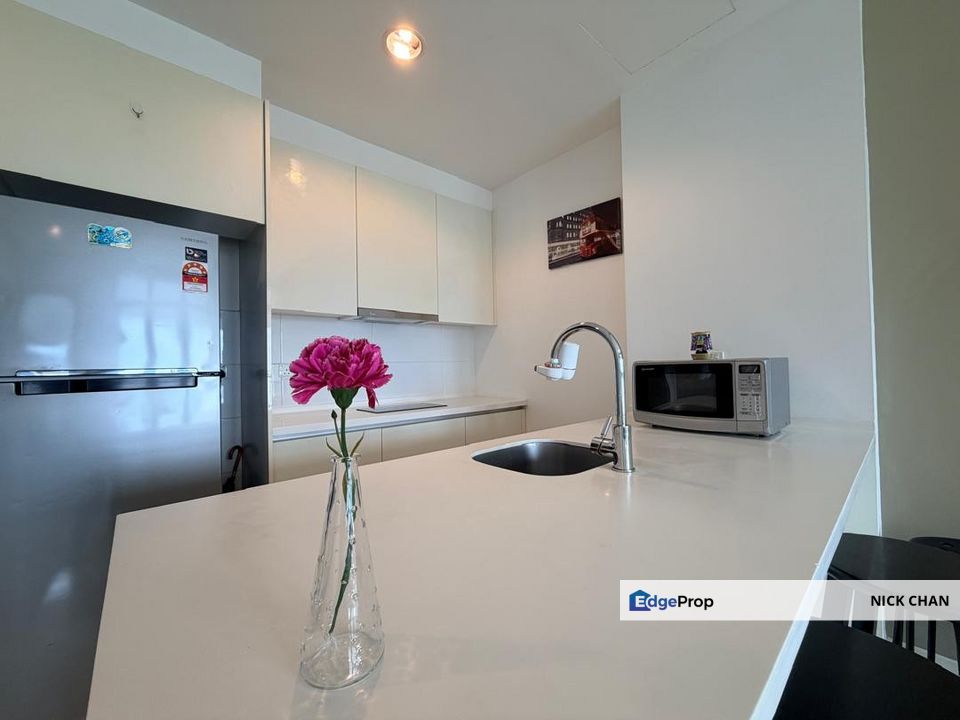 A well-maintained unit is available now at Tropicana Avenue., Selangor, Tropicana