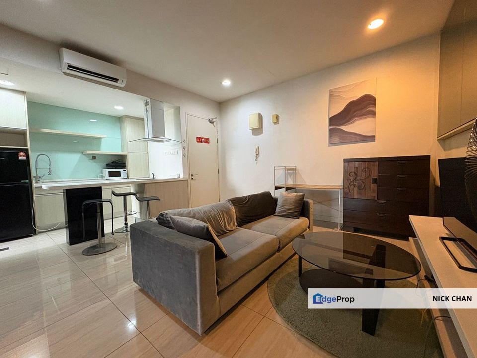 Eve Suite @ Ara Damansara , Link-bridge to Lembah Subang LRT Station 3min from Lobby, Selangor, Ara Damansara