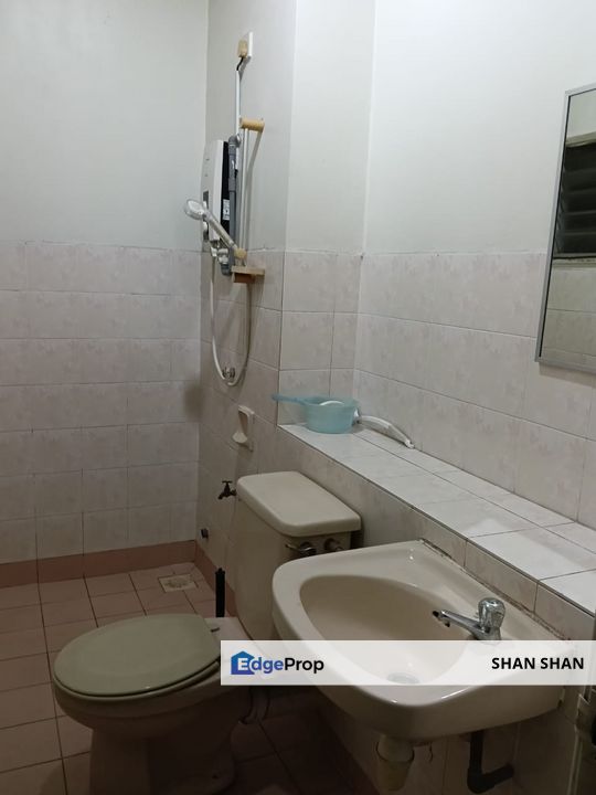 USJ 22 double Story house for sale , Selangor, USJ