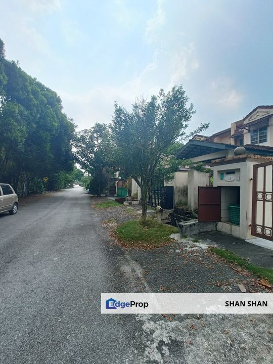 USJ 22 double Story house for sale , Selangor, USJ