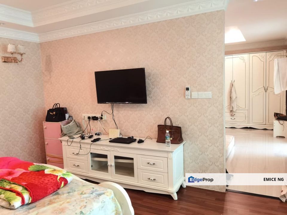 Taman Far East Lintas CL 999 Semi Detached Renovated For Sale , Sabah, Kota Kinabalu