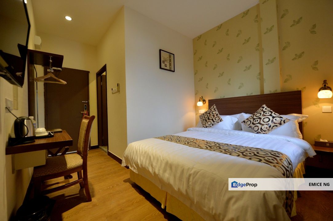 Grace Square 3 Storey Hotel For Sale Adjoining With Lift , Sabah, Kota Kinabalu