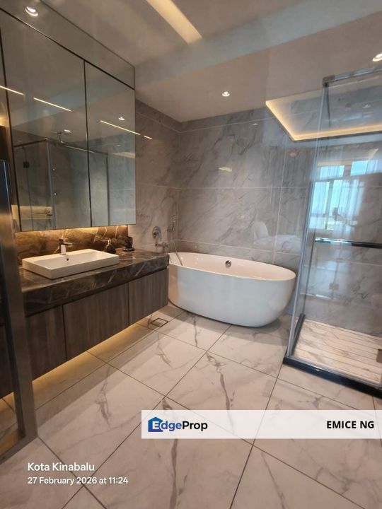 Jesselton Twin Tower Luxury condominium Fully Furnished , Sabah, Kota Kinabalu