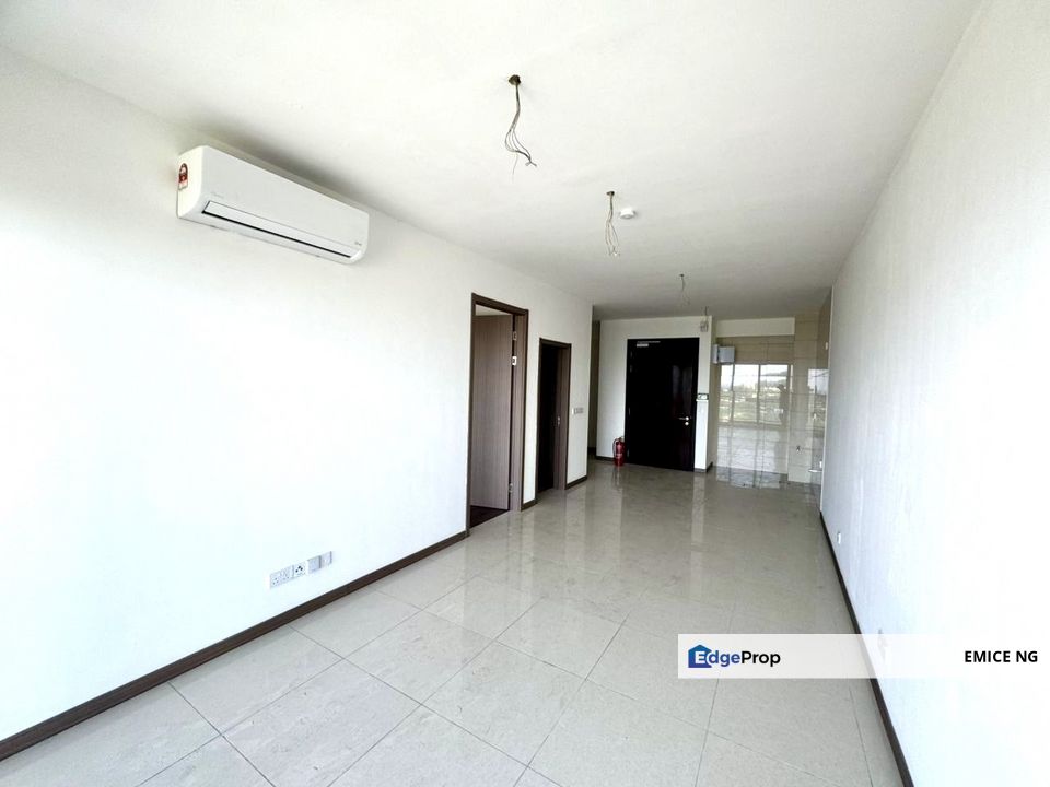 Jesselton Twin Tower Studio Unit High Floor Bare New Unit , Sabah, Kota Kinabalu