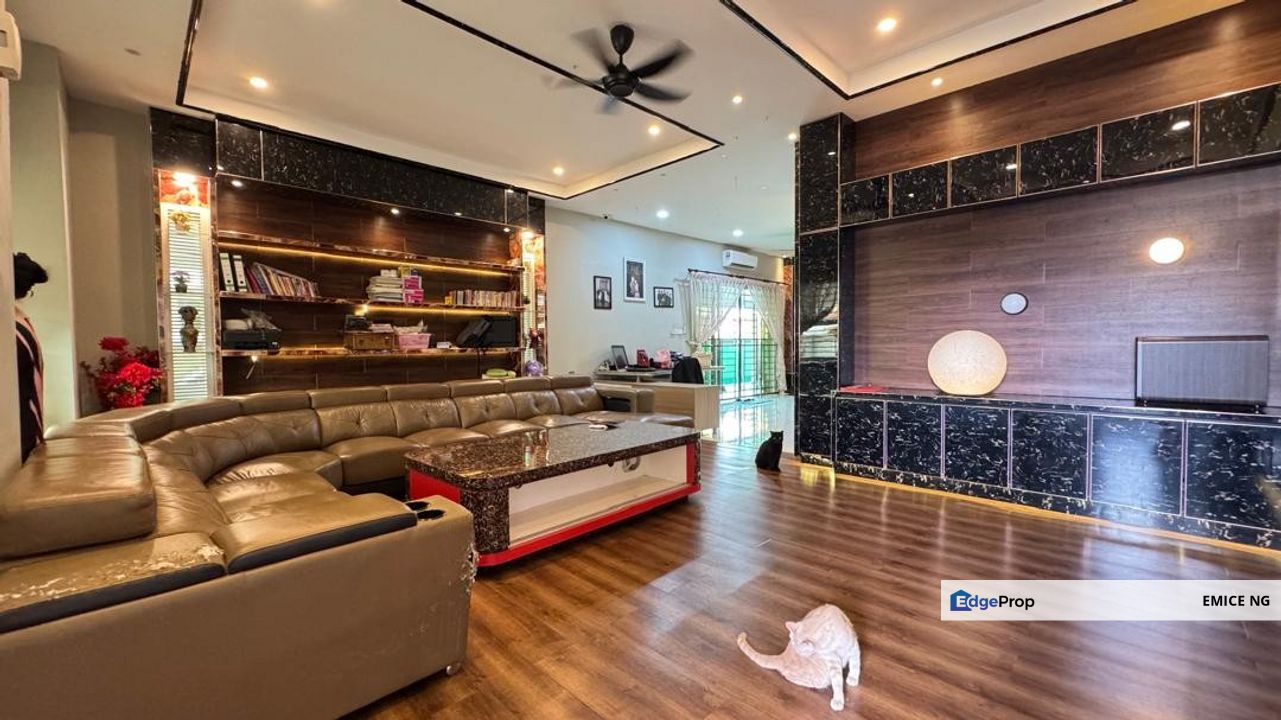 Taman Kingfisher Semi Detached Renovated For Sale , Sabah, Kota Kinabalu