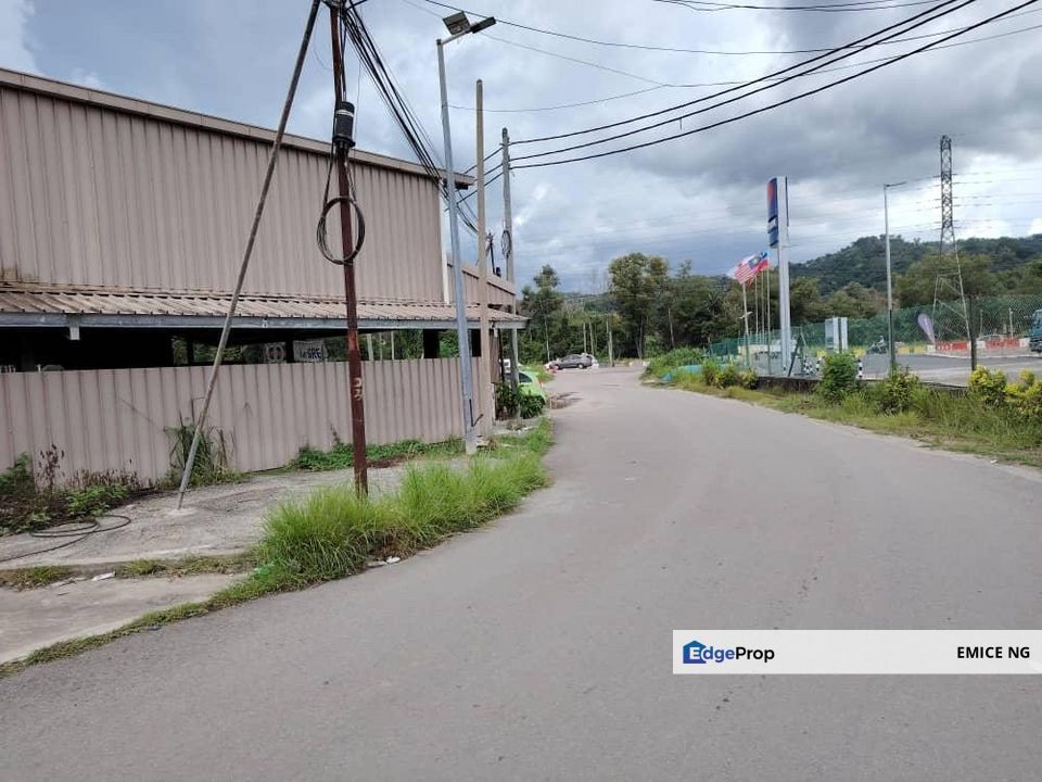 Telipok Pan Borneo Highway Warehouse For Sale , Sabah, Kota Kinabalu