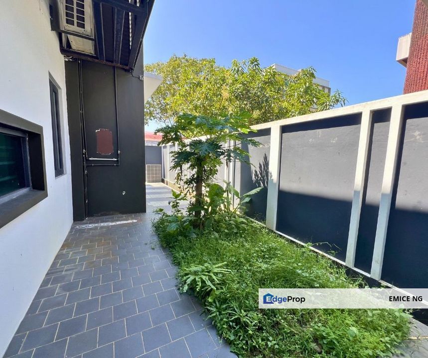 Likas Jalan Seraya Semi Detached Newly Built For Sale , Sabah, Likas