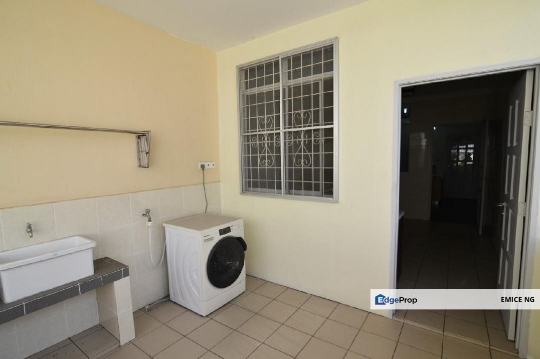 Semi Detached Taman Fraser For Rent, Sabah, Kota Kinabalu