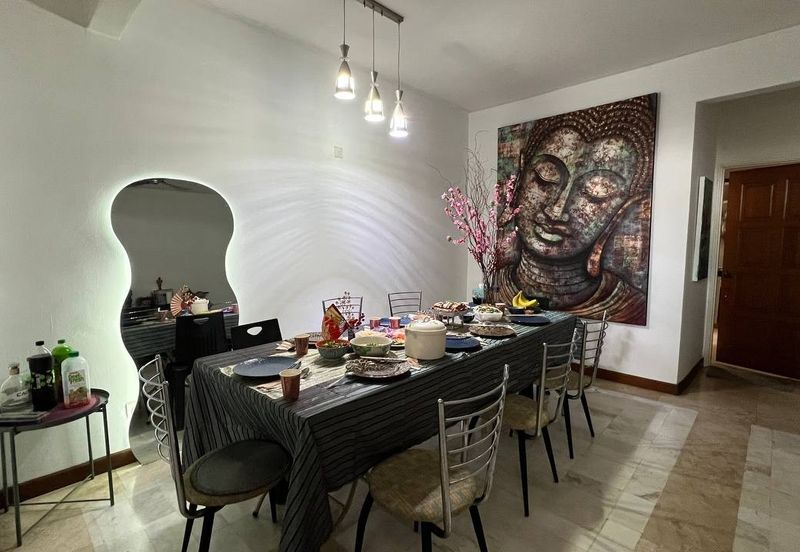 🏡 Spacious 4-Level Townhouse in Ampang | Prime Location