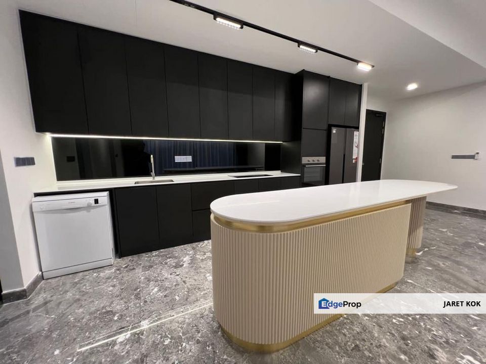 The Estate Bangsar South Spacious 5+1R with Serene Forest Views For Sale Partially Furnished, Kuala Lumpur, Bangsar South