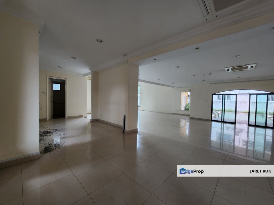 Taman Ampang Hilir, 3.5-Storey Bungalow Partially Furnished For Sale Big Garden, Kuala Lumpur, Ampang Hilir
