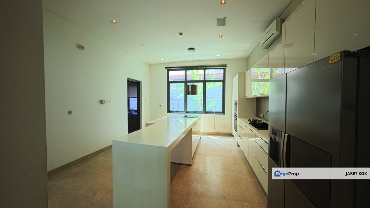 The Residence Mont Kiara, 2-Storey Modern Bungalow Partially Furnished For Sale With Big Garden, Kuala Lumpur, Mont Kiara