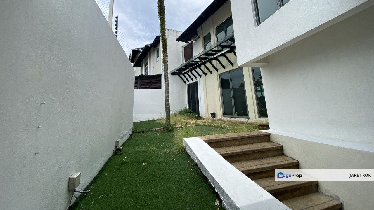 The Villa Shah Alam, 3-Storey Villa Partially Furnished For Sale With Private Pool, Selangor, Shah Alam