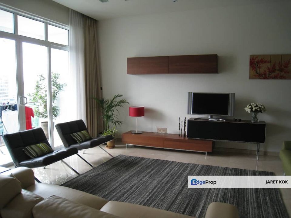 The Pearl KLCC Kuala Lumpur, Big Unit For Sale Partially Furnished Low Density Residence, Kuala Lumpur, KLCC