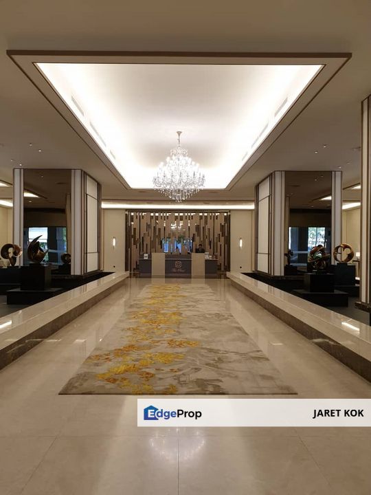 The Pearl KLCC Kuala Lumpur, Big Unit For Sale Partially Furnished Low Density Residence, Kuala Lumpur, KLCC