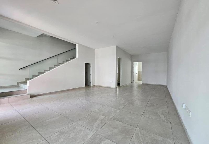 Melaka Bukit Katil Molek Residence Double Storey Terrace Freehold Gated Guarded Below Bank Value