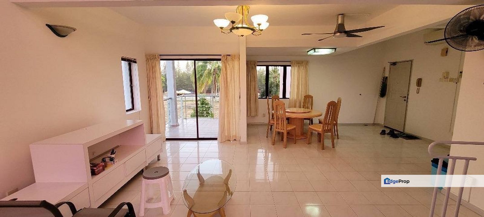 Melaka Klebang The Golden Coast Condominium Duplex Fully Furnished Corner Lot Freehold Below Bank Balue, Melaka, Klebang