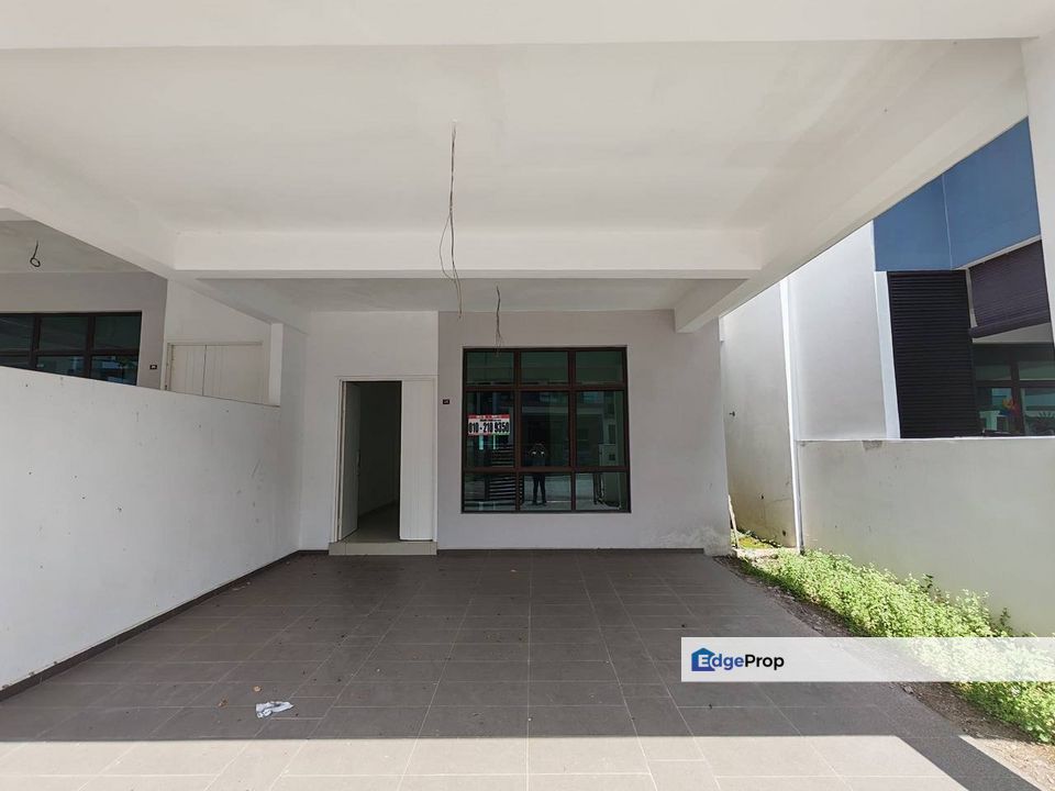 Melaka Ayer Keroh Taman Ozana Residence Gated Guarded 2.5 Storey Below Bank Value, Melaka, Ayer Keroh