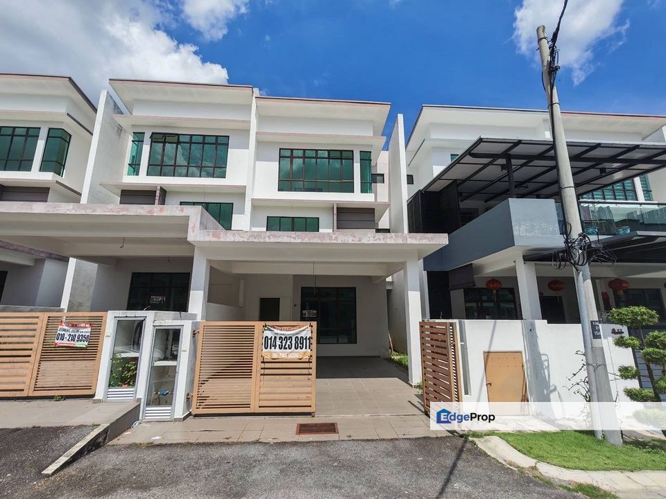 Melaka Ayer Keroh Taman Ozana Residence Gated Guarded 2.5 Storey Below Bank Value, Melaka, Ayer Keroh
