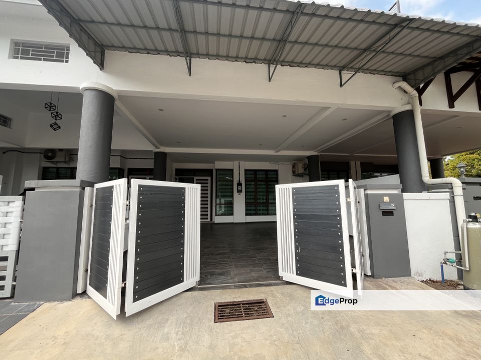 Melaka Ayer Keroh FREEHOLD 2.5 Storey Fully Renovated Below Bank Value, Melaka, Ayer Keroh