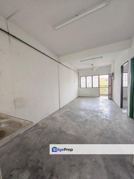 Melaka Taman Anika Flat RM58K only Below Bank Value‼️, Melaka, Melaka Tengah