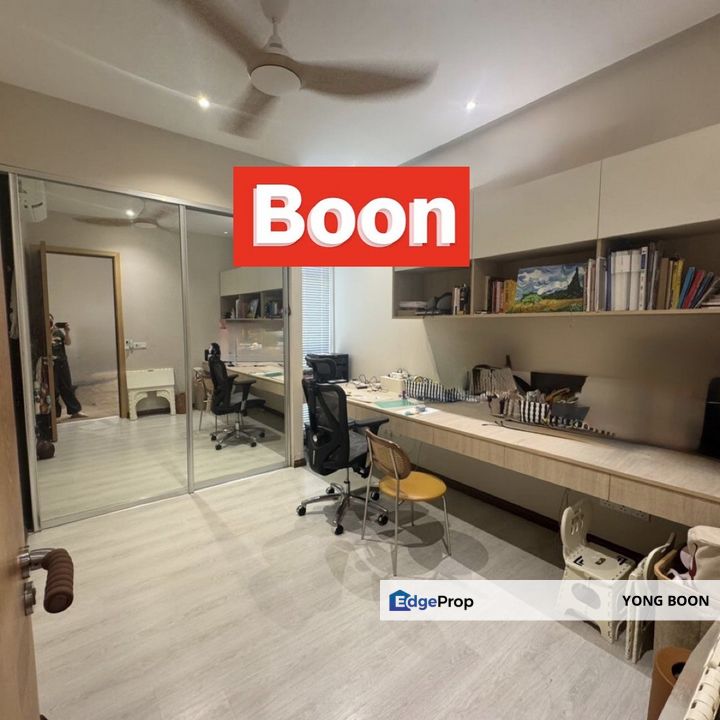 North Greenwich Big Corner Unit at 3rd Miles For Rent @ KUCHING, Sarawak, Kuching