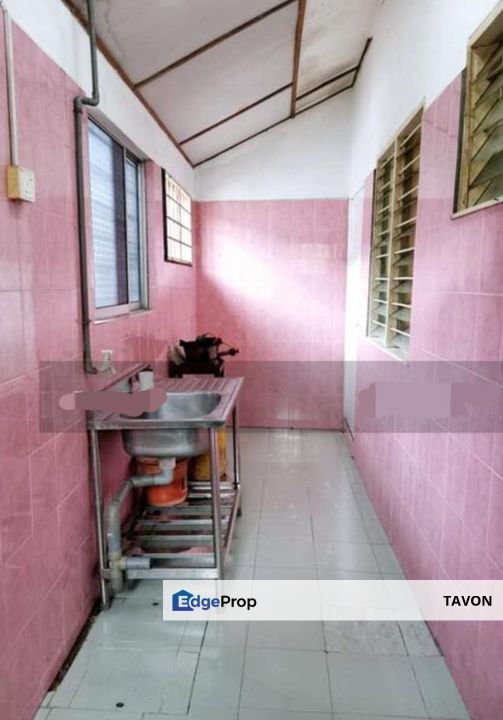 Bandar Bukit Mahkota Bangi Sekysen 3 Single Storey Terrace, Selangor, Bangi
