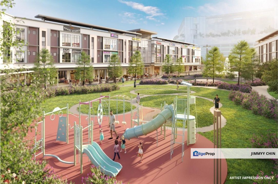 Very Cheap/ Northbank Central/ New 3 storey/ Strata title/ near Regency hospital, Sarawak, Kuching