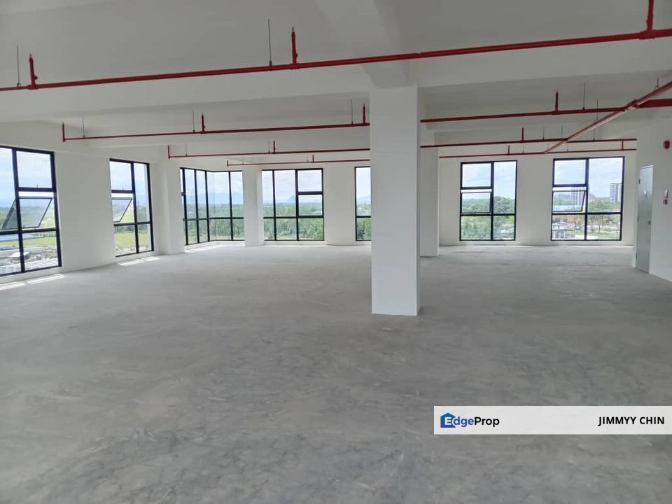 Very Cheap/ Northbank tower/ Nbcc/ Tower building/ face main road/ strata title/ 2959 sqft, Sarawak, Kuching