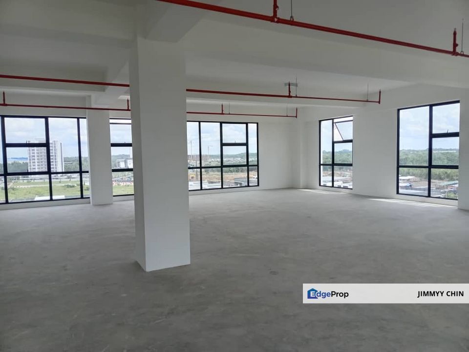 Very Cheap/ Northbank tower/ Nbcc/ Tower building/ face main road/ strata title/ 2959 sqft, Sarawak, Kuching