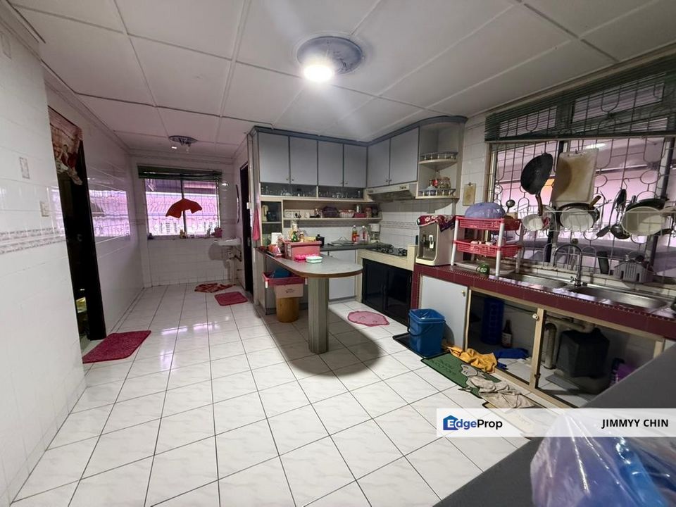 Cheap/ Kali Garden/ 2 storey semi D/ 4 bedroom/ nice unit, Sarawak, Kuching