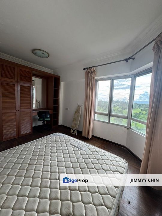 Cheap/ Kasuma Resort/ 3 bedroom/ 1425 sqft/ Petra jaya/ good unit, Sarawak, Kuching