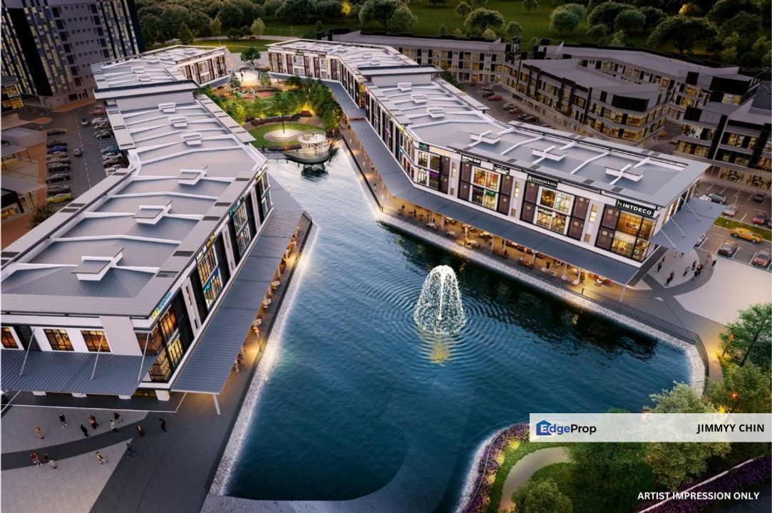 Cheap/ New 3 storey shoplot/ Strata title/ Northbank Central/Public Garden/ Extra Big area, Sarawak, Kuching